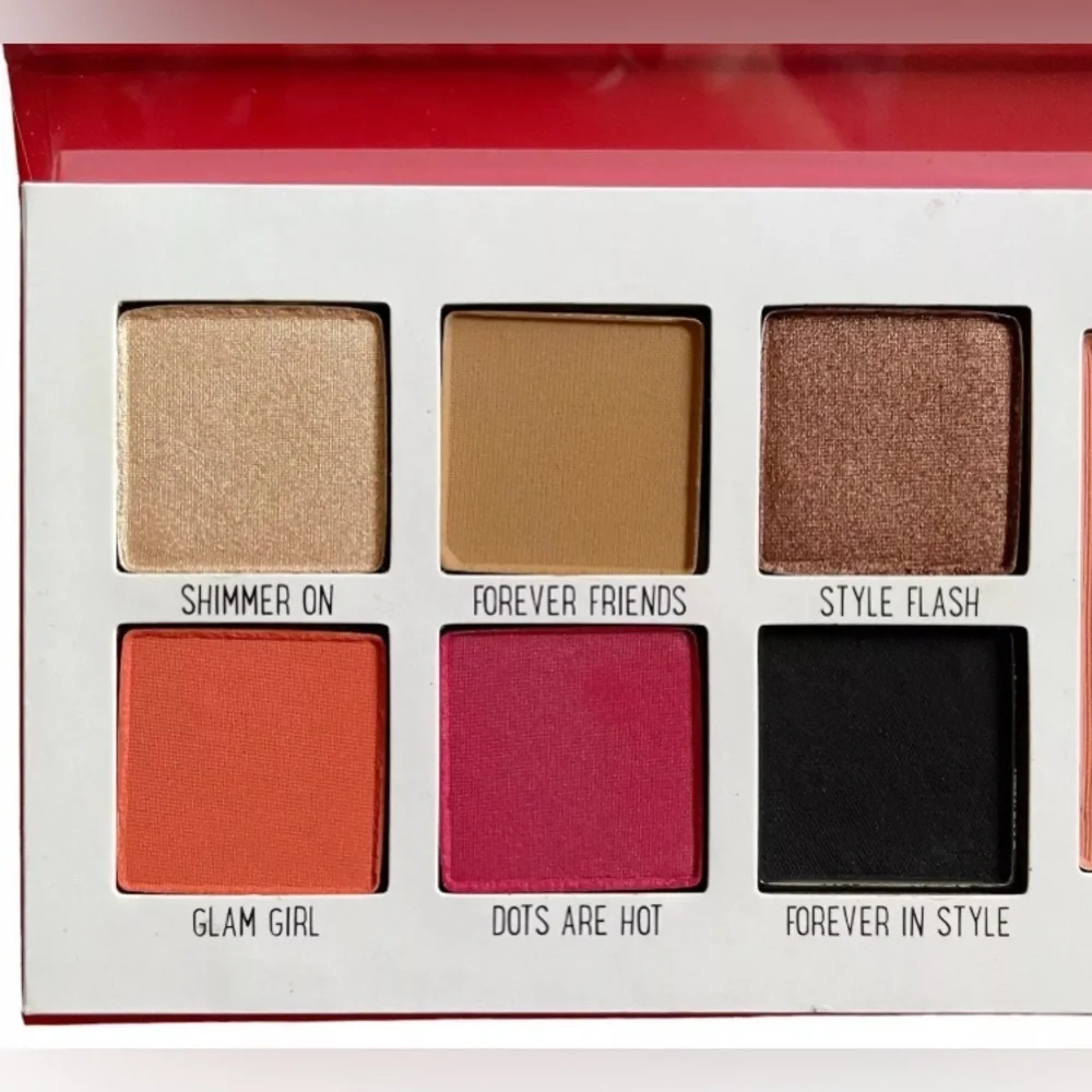Disney Dose Of Colors MINNIE Mouse Eyeshadow Palette * BNIB *Limited Edition*